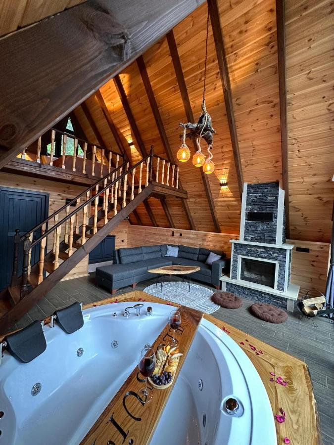 Eloi Suit Bungalov Ardesen Luaran gambar