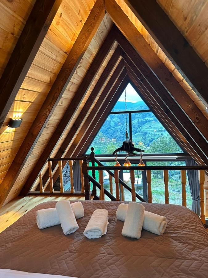 Eloi Suit Bungalov Ardesen Luaran gambar